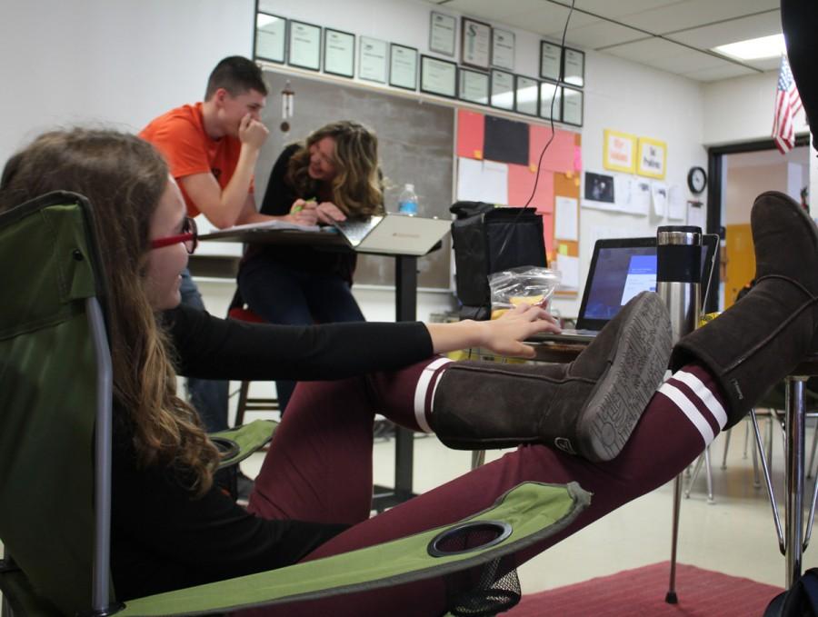 Sophomore Madi Gee-Montgomery works on her Chromebook
during her first block in journalism.